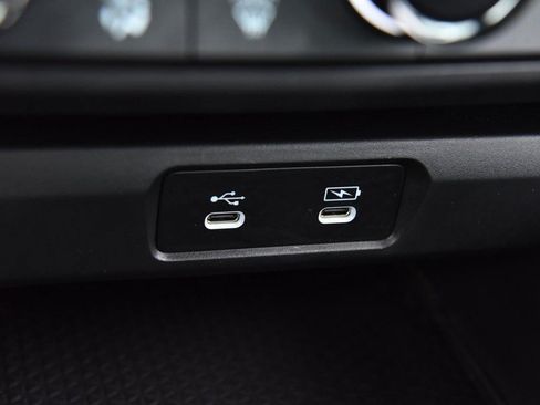 Certified 2023 Honda Accord EX image 15