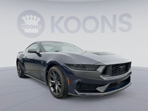 Used 2024 Ford Mustang Dark Horse image 10