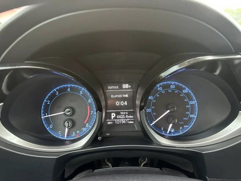 Used 2014 Toyota Corolla S FWD image 28