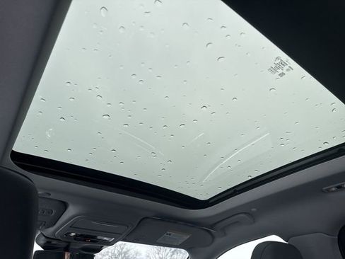 Used 2022 Lincoln Corsair Reserve w/ Sport Package image 18