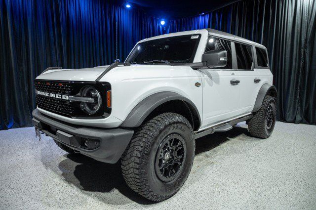 Used 2022 Ford Bronco Wildtrak AWD/4WD image 1