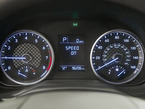 Used 2019 Hyundai Elantra SE image 39