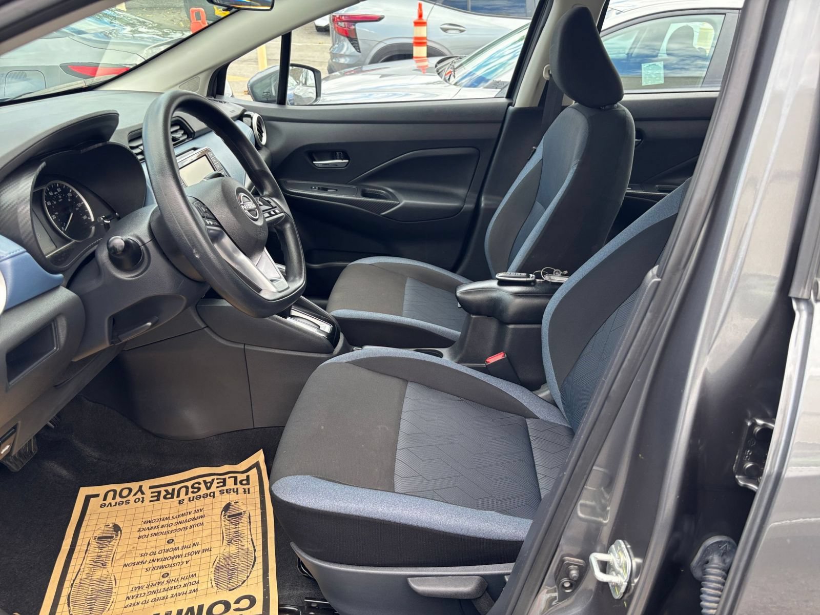 Used 2025 Nissan Versa SV FWD image 26