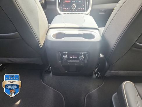 New 2026 GMC Yukon XL Elevation w/ Elevation Premium Package AWD/4WD image 14
