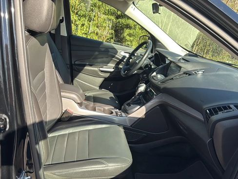 Used 2016 Ford Escape SE w/ SE Leather Comfort Package image 12