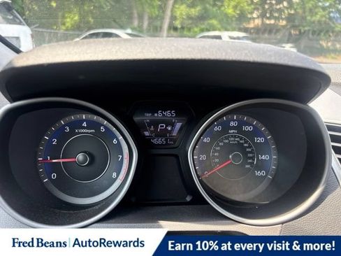 Used 2014 Hyundai Elantra SE FWD image 9