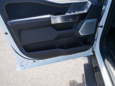 Used 2023 Ford F350 Platinum AWD/4WD image 11