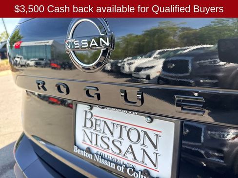 New 2026 Nissan Rogue SV FWD image 42