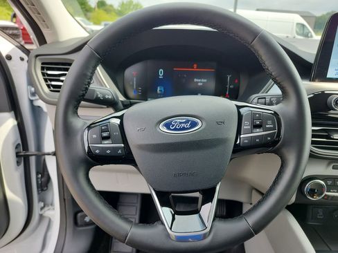 Used 2023 Ford Escape Active image 13