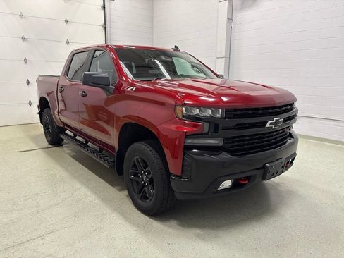 Used 2020 Chevrolet Silverado 1500 LT Trail Boss AWD/4WD image 2