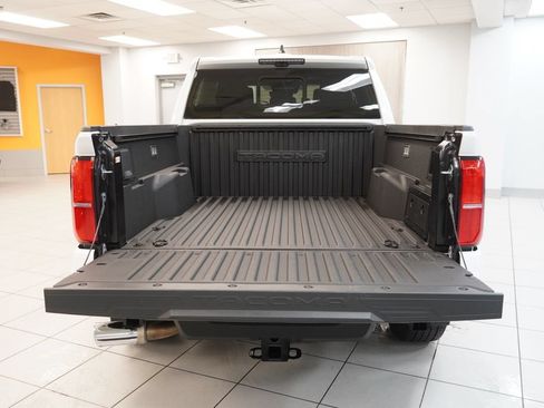 Used 2025 Toyota Tacoma Limited AWD/4WD image 10