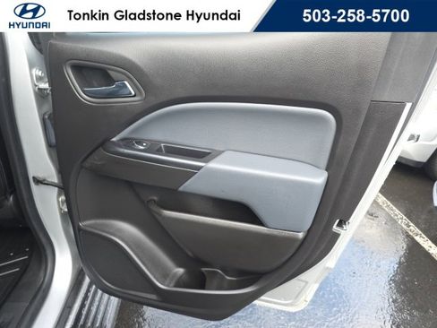 Used 2017 Chevrolet Colorado Z71 image 20