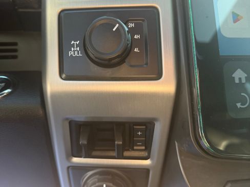 Used 2021 Ford F250 Platinum w/ FX4 Off-Road Package image 20