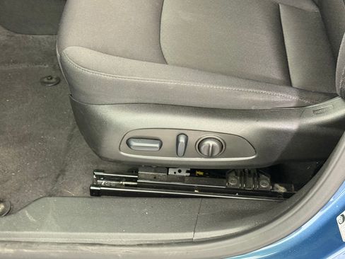 Used 2025 Chevrolet Malibu LT image 14