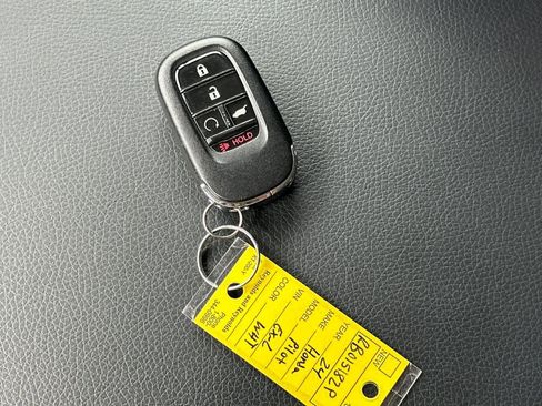 Used 2024 Honda Pilot EX-L image 24