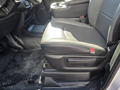 Used 2025 RAM 2500 Tradesman w/ Chrome Appearance Group image 21