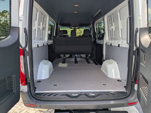 New 2025 Mercedes-Benz Sprinter 2500 image 12