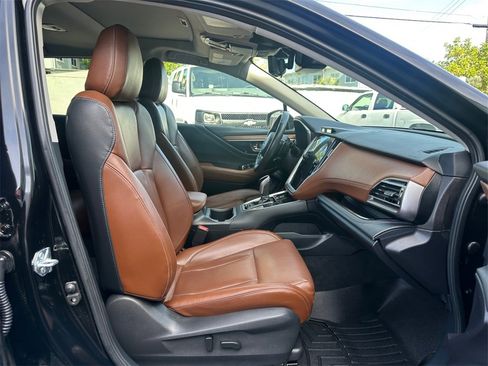 Used 2023 Subaru Outback Touring XT image 11