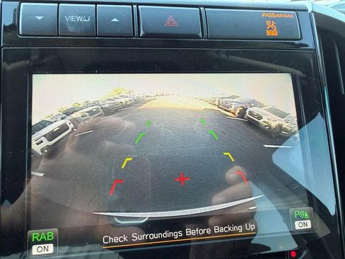 Used 2019 Subaru Ascent Touring w/ Popular Package #2 AWD/4WD image 12
