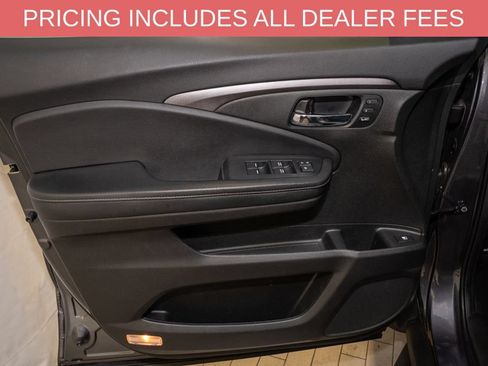 Used 2023 Honda Ridgeline RTL-E image 11