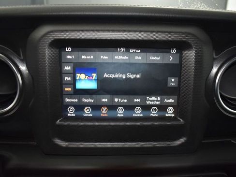 Used 2021 Jeep Wrangler Unlimited Sahara image 21