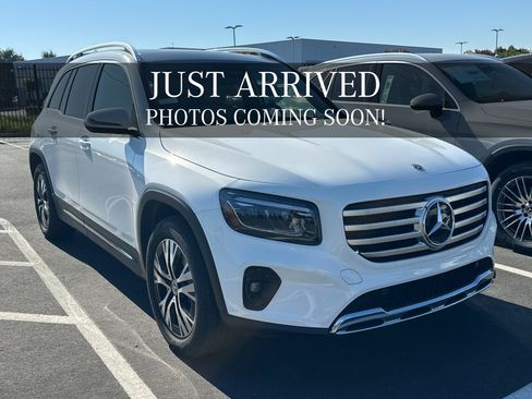 New 2026 Mercedes-Benz GLB 250 image 1