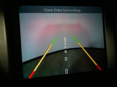 Used 2015 Jeep Cherokee Latitude w/ Comfort/Convenience Group image 33