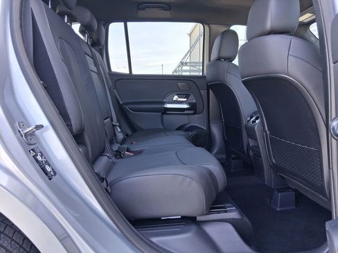 New 2026 Mercedes-Benz GLB 250 image 24