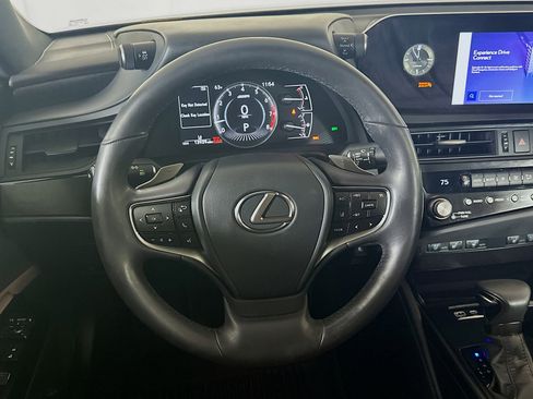 Used 2024 Lexus ES 350 w/ Premium Package image 18