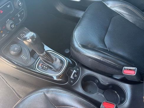 Used 2019 Jeep Compass Limited image 26