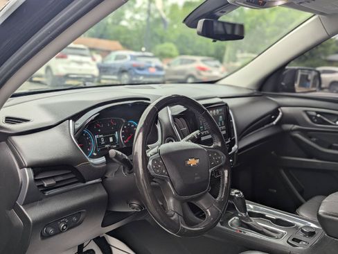 Used 2019 Chevrolet Traverse Premier w/ LPO, Black Accent Package AWD/4WD image 18
