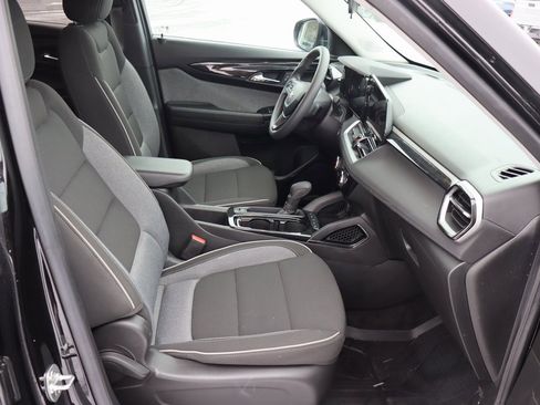 Used 2024 Chevrolet TrailBlazer LT image 19