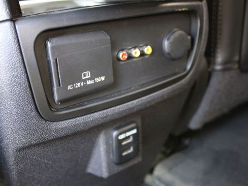 Used 2016 GMC Acadia Denali image 25