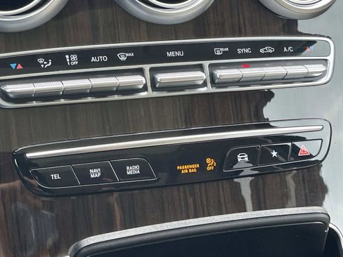 Certified 2021 Mercedes-Benz GLC 300 image 29