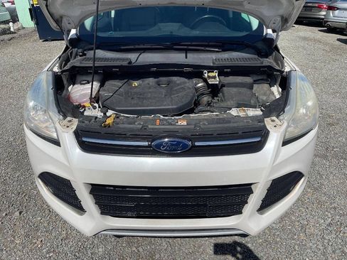 Used 2016 Ford Escape SE w/ SE Leather Comfort Package AWD/4WD image 25