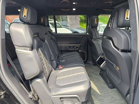 Used 2024 Rivian R1S Adventure AWD/4WD image 13