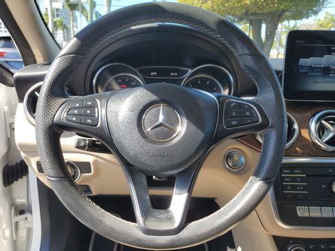 Used 2019 Mercedes-Benz GLA 250 image 27
