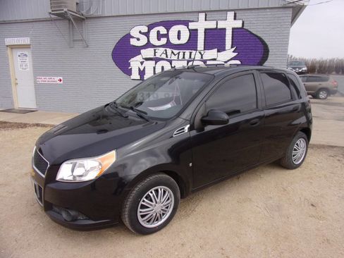 Used 2009 Chevrolet Aveo5 Aveo5 LT 4dr Hatchback image 1