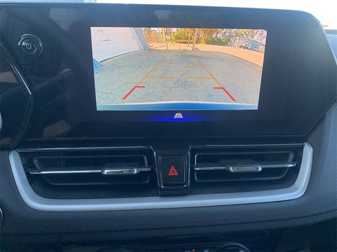 New 2025 Chevrolet TrailBlazer LT w/ Convenience Package image 21