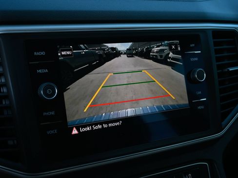 Used 2019 Volkswagen Atlas SE FWD image 30