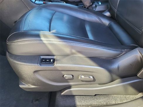 Used 2017 Buick Encore Premium w/ Experience Buick Package image 12