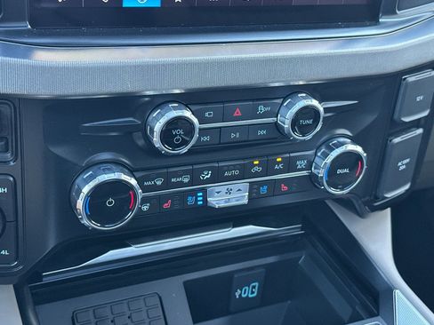 New 2026 Ford F350 Platinum w/ Platinum Plus Package image 24