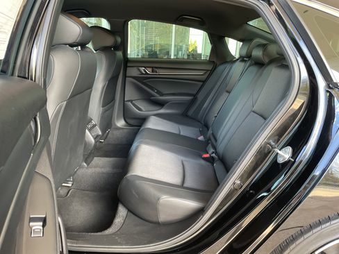 Used 2022 Honda Accord Sport image 18