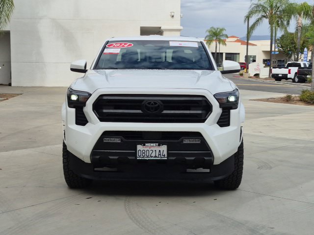 Used 2024 Toyota Tacoma SR5 AWD/4WD image 2