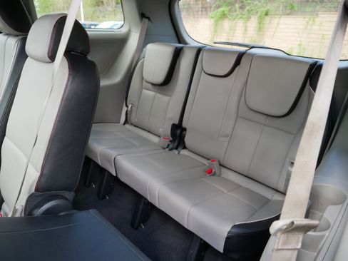 Certified 2019 Kia Sedona EX FWD image 36