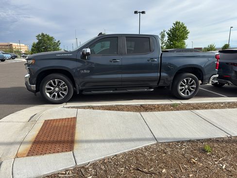 Used 2020 Chevrolet Silverado 1500 LT w/ Texas Edition RWD image 2