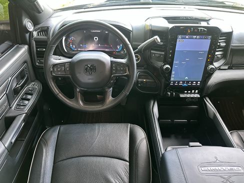 Used 2023 RAM 2500 Limited image 30