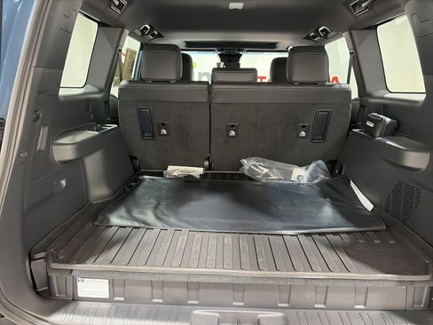 Used 2026 Toyota Land Cruiser w/ Premium Package AWD/4WD image 18