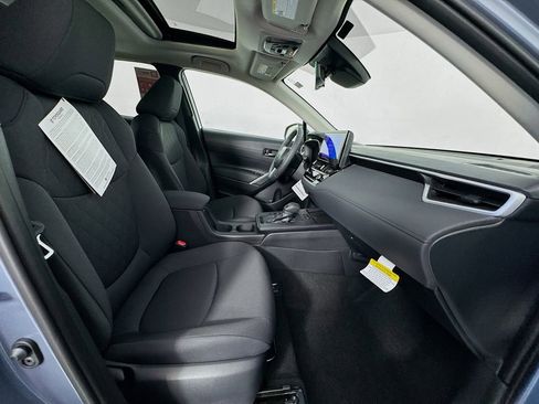 New 2026 Toyota Corolla Cross LE image 27