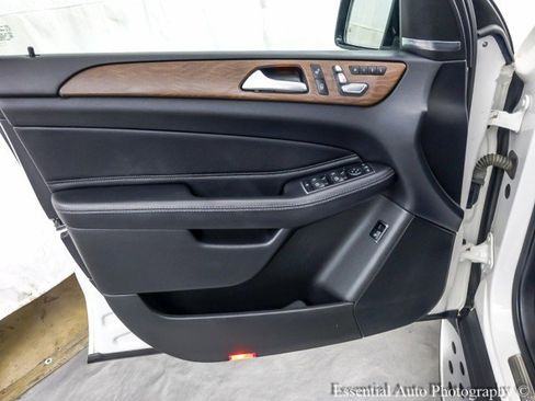 Used 2018 Mercedes-Benz GLE 43 AMG 4MATIC image 30